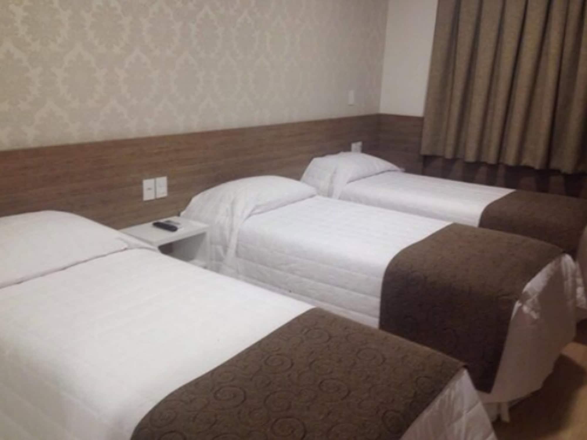 Holiday & Business Hotel - Em Frente Ao Centro De Eventos E Arena Conda Chapecó Dış mekan fotoğraf