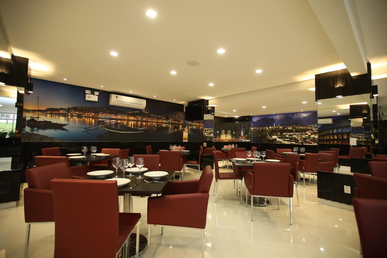 Holiday & Business Hotel - Em Frente Ao Centro De Eventos E Arena Conda Chapecó Dış mekan fotoğraf