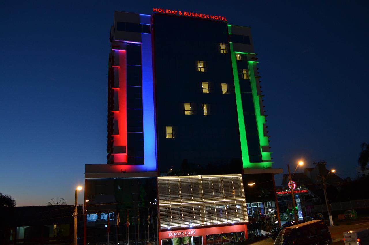 Holiday & Business Hotel - Em Frente Ao Centro De Eventos E Arena Conda Chapecó Dış mekan fotoğraf